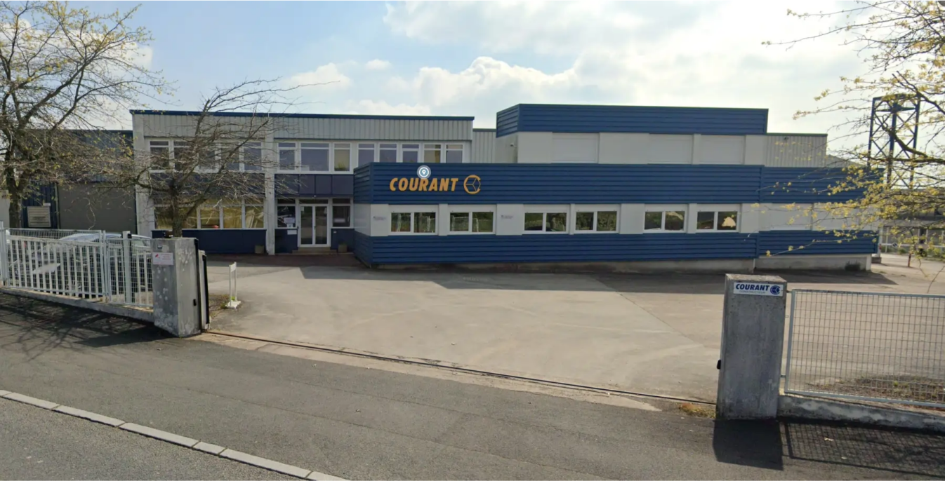 Les bureaux et ateliers de fabrication de bases-vie mobiles